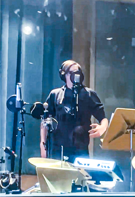 Matt singing metal roar in studio